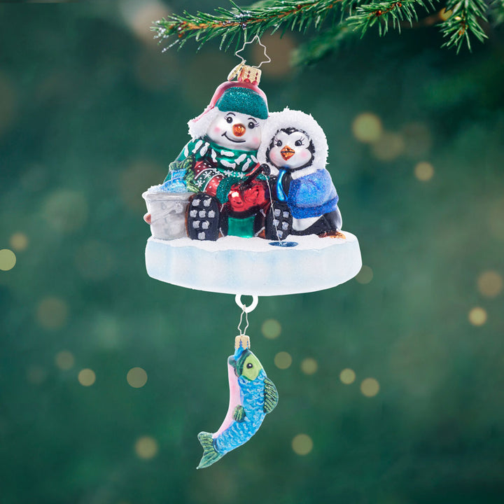 Front image - Ice Fishing Snow Pals - (Fishing ornament)