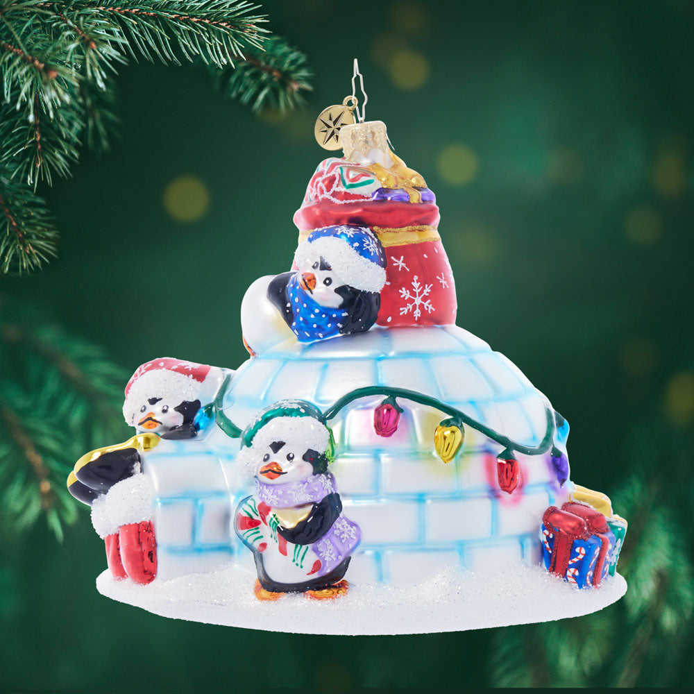 Front image - Chilly Igloo Rescue - (Penguin ornament)