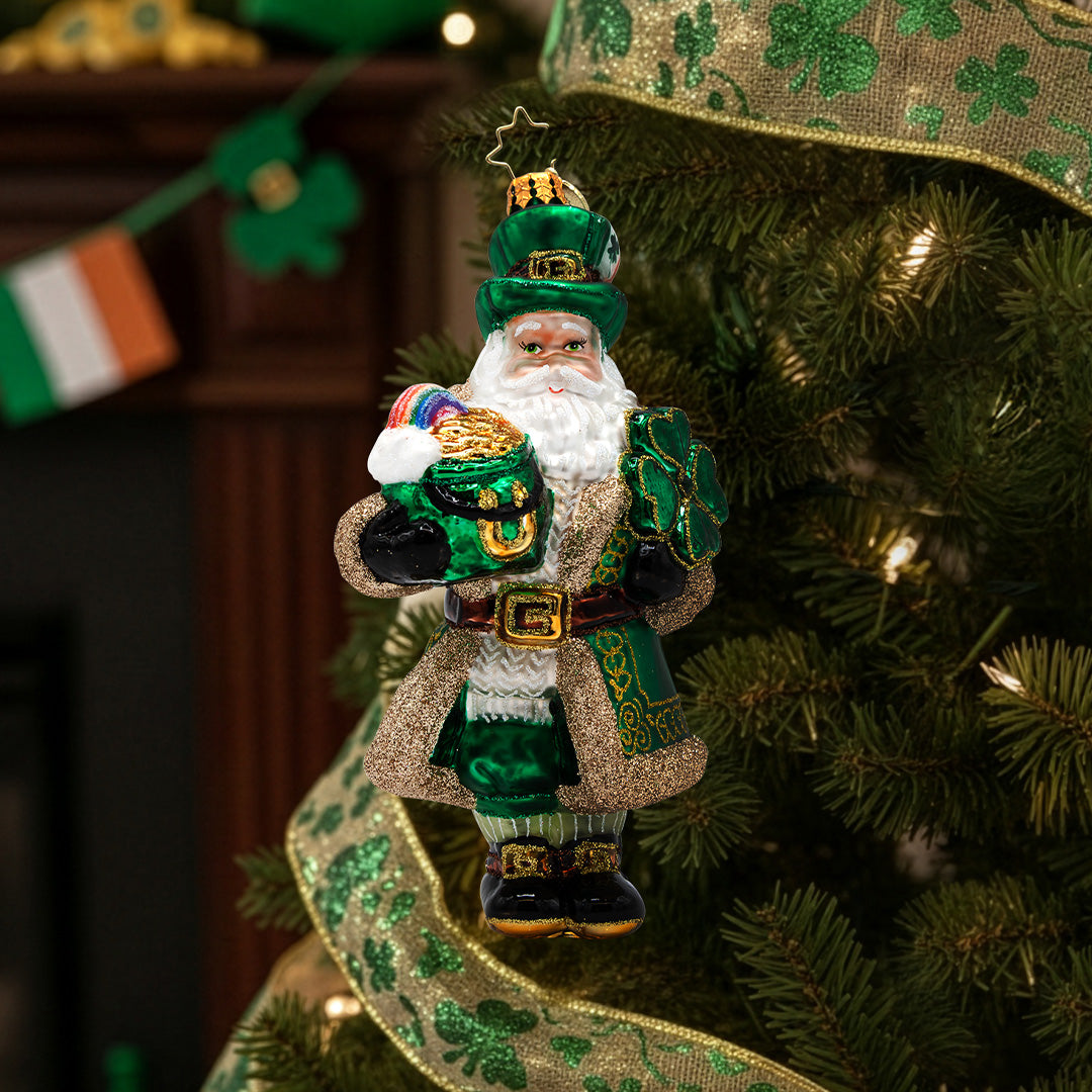 Santas for All Seasons