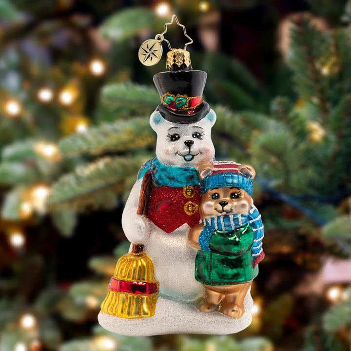 Ornament Description - Frosty Fur Friends: Two sweet little snow-bears smile ear to ear, wishing you endless Christmas cheer and a very happy New Year.