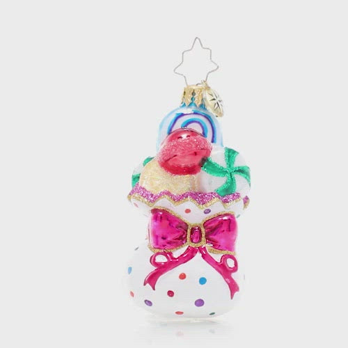 Video - Ornament Description - The Sweetest of Sacks Gem: Santa knows his sweets! He's filled this sack to the brim with all of his favorite tasty treats. This video shows the ornament spinning slowly. 