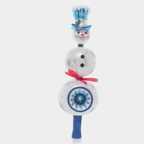 Video - Finial Description - Splendid Snowman Finial: This festive snowman has been promoted to tree-topper this year! Put this jolly fellow atop the tree, he'll be sure to keep things cool. This video shows the finial spinning slowly. 