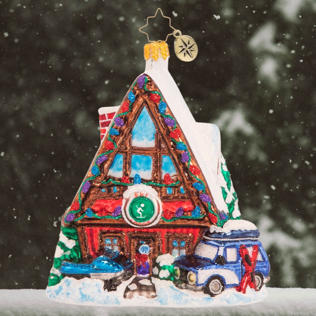 Ornament Description - Hillside for the Holidays: Dry off those mittens, meet new friends, and warm up with a cup hot cocoa or herbal tea. The lodge is the coziest place to unwind aprÃ¨s-ski.
