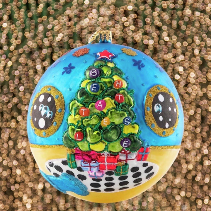 Ornament Description - Periscope Up!: Periscope up, skipper! Indulge your Fab Four fantasies with this below-deck Beatles bauble.